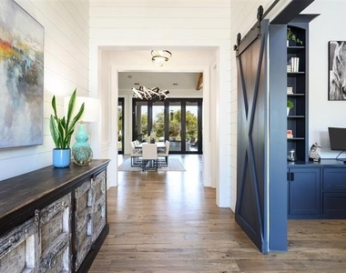 635 Highpoint Road - Photo Thumbnail 7