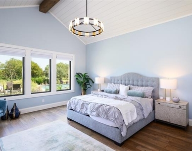 635 Highpoint Road - Photo Thumbnail 12