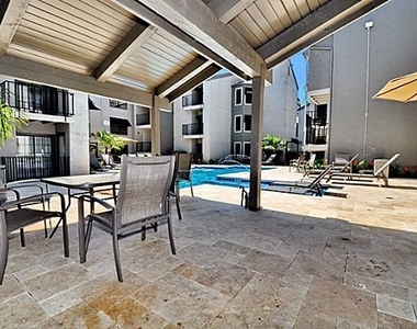 6910 Skillman Street - Photo Thumbnail 10