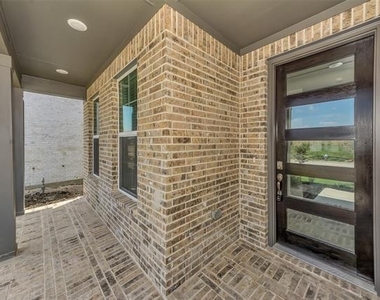 17229 Oxborough Drive - Photo Thumbnail 5