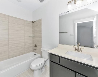 17229 Oxborough Drive - Photo Thumbnail 33