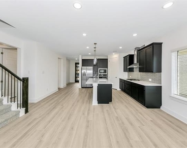17229 Oxborough Drive - Photo Thumbnail 11