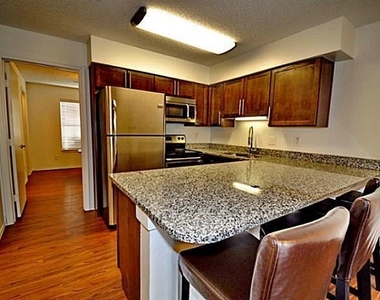 6910 Skillman Street - Photo Thumbnail 4