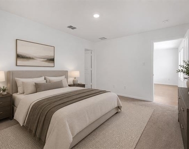 1211 Canyon Wren Drive - Photo Thumbnail 4