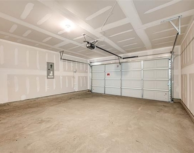1211 Canyon Wren Drive - Photo Thumbnail 13