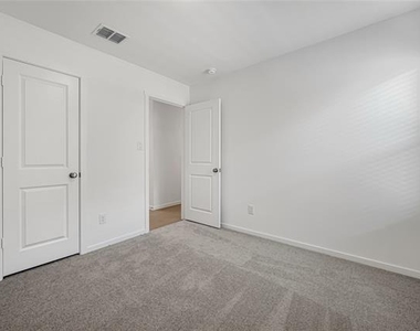 1211 Canyon Wren Drive - Photo Thumbnail 29