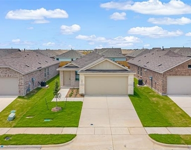 1211 Canyon Wren Drive - Photo Thumbnail 32