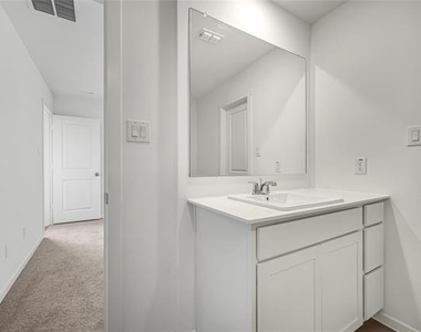 1211 Canyon Wren Drive - Photo Thumbnail 21