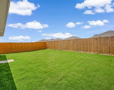 1211 Canyon Wren Drive - Photo Thumbnail 38