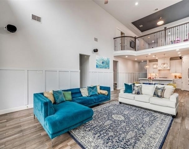 820 Manchester Avenue - Photo Thumbnail 10