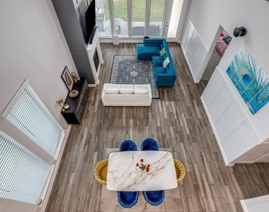 820 Manchester Avenue - Photo Thumbnail 13