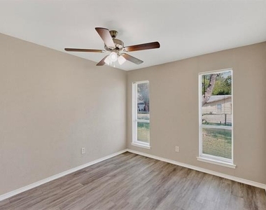 140 Trout Street - Photo Thumbnail 28