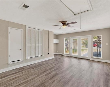140 Trout Street - Photo Thumbnail 5
