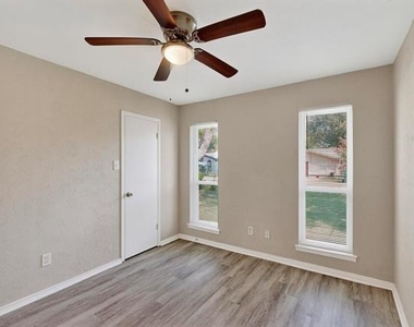 140 Trout Street - Photo Thumbnail 22