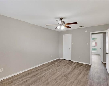 140 Trout Street - Photo Thumbnail 36