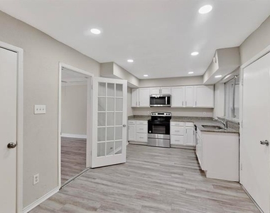 140 Trout Street - Photo Thumbnail 16