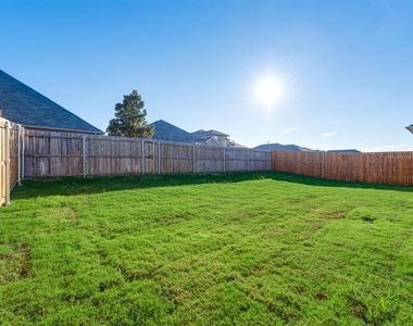 3127 Maverick Drive - Photo Thumbnail 32
