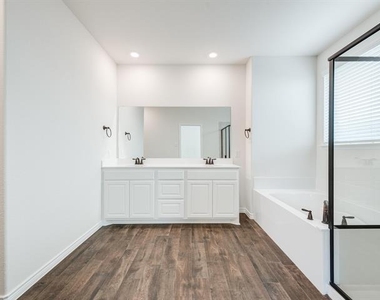 3127 Maverick Drive - Photo Thumbnail 20