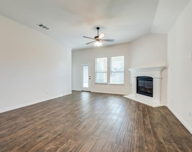 3127 Maverick Drive - Photo Thumbnail 15