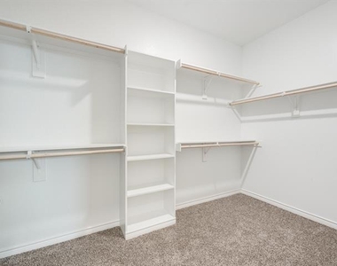3127 Maverick Drive - Photo Thumbnail 23