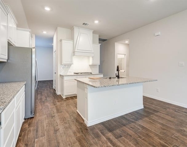 3127 Maverick Drive - Photo Thumbnail 11