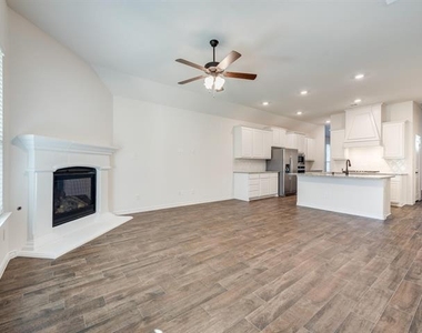 3127 Maverick Drive - Photo Thumbnail 17