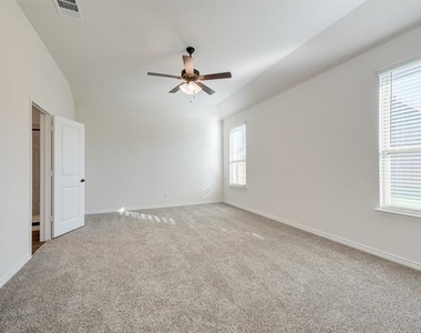 3127 Maverick Drive - Photo Thumbnail 18