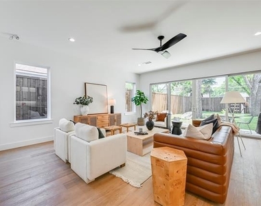 6226 Lakeshore Drive - Photo Thumbnail 1
