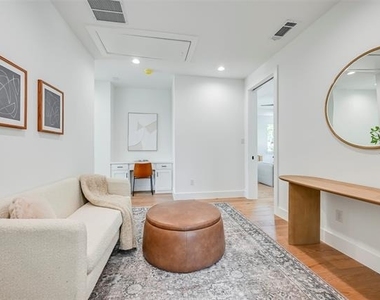 6226 Lakeshore Drive - Photo Thumbnail 22