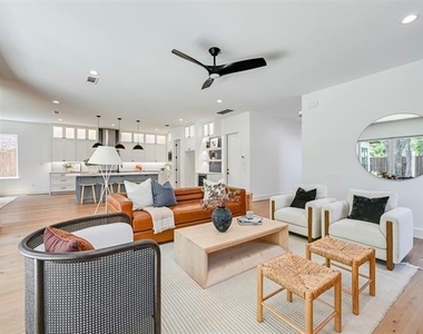 6226 Lakeshore Drive - Photo Thumbnail 2