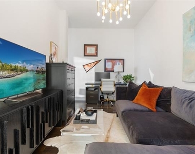 2200 Victory Avenue - Photo Thumbnail 12
