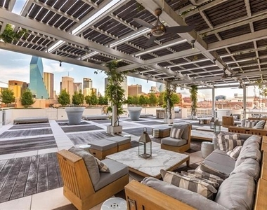 2200 Victory Avenue - Photo Thumbnail 27