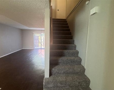 3813 Coates Circle - Photo Thumbnail 11