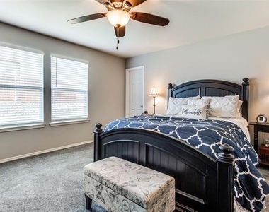 3001 Pinyon Place - Photo Thumbnail 16
