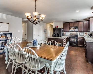 3001 Pinyon Place - Photo Thumbnail 12