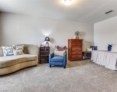 3001 Pinyon Place - Photo Thumbnail 22