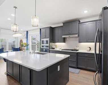 509 Cedarwood Street - Photo Thumbnail 12