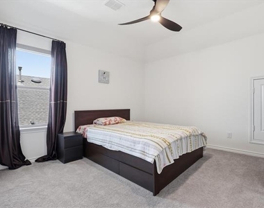 509 Cedarwood Street - Photo Thumbnail 28