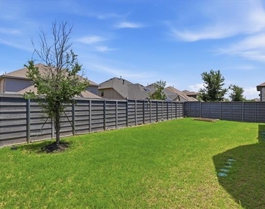 509 Cedarwood Street - Photo Thumbnail 33