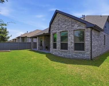 509 Cedarwood Street - Photo Thumbnail 32