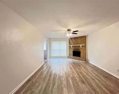 2121 Spanish Trail - Photo Thumbnail 2