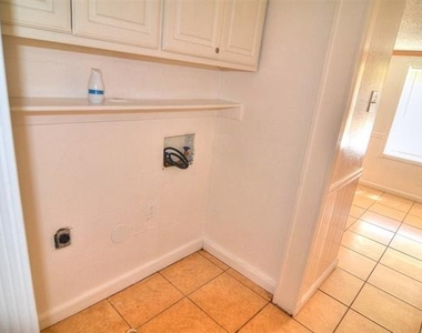 1412 West Shore Drive - Photo Thumbnail 8
