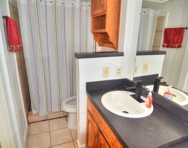 1412 West Shore Drive - Photo Thumbnail 6