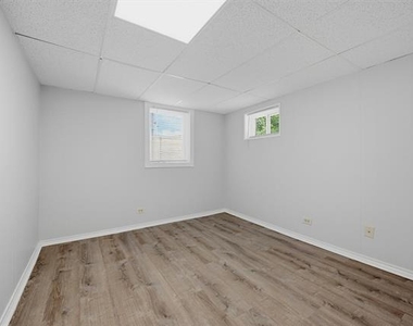 310 S Barrett Avenue - Photo Thumbnail 10