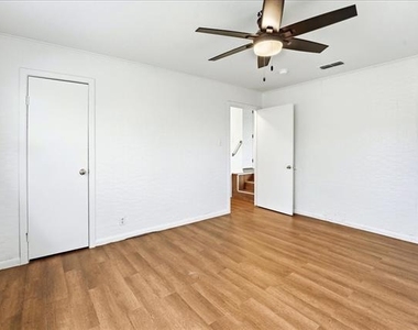 15106 County Road 431 - Photo Thumbnail 8