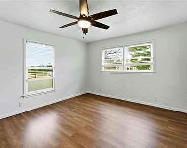 15106 County Road 431 - Photo Thumbnail 5
