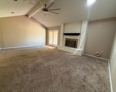 7933 Hearne Drive - Photo Thumbnail 3