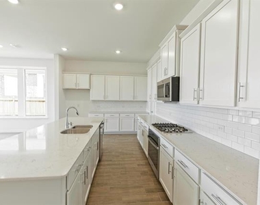 3104 Palmetto Place - Photo Thumbnail 14