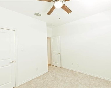 3104 Palmetto Place - Photo Thumbnail 27