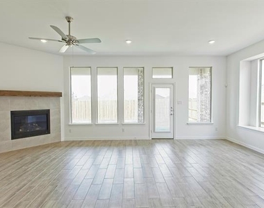 3104 Palmetto Place - Photo Thumbnail 12